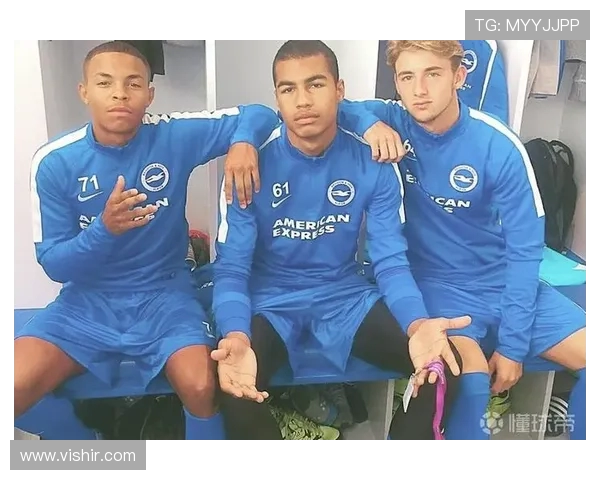 格林怒批桑切斯失误频频出球糟糕质疑其对球队价值表现下滑战术体系贡献